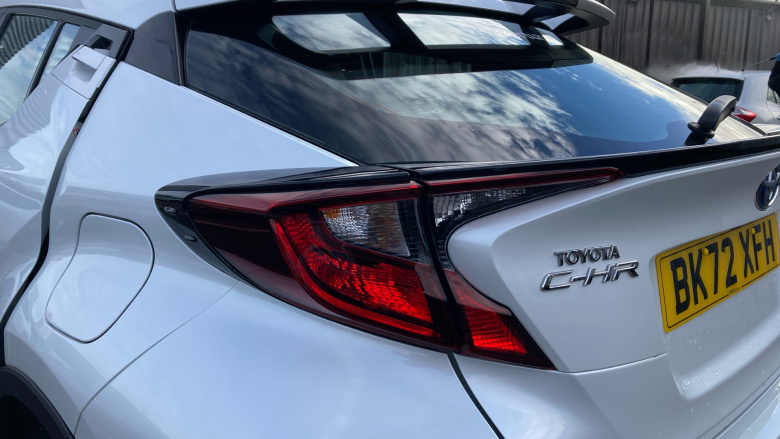 Toyota C-HR 1.8 Hybrid Icon 5dr CVT Hybrid Hatchback